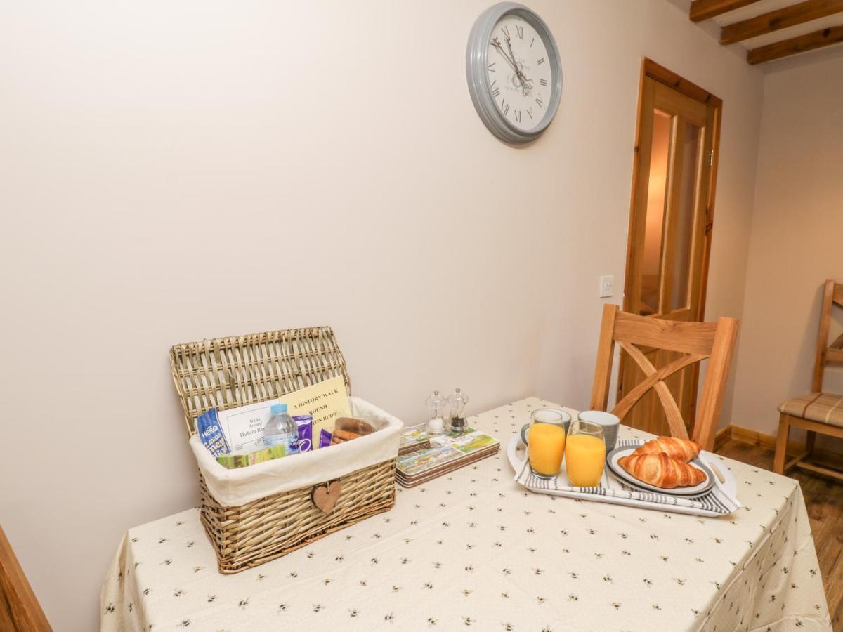 Barnaby Cottage Yarm Esterno foto